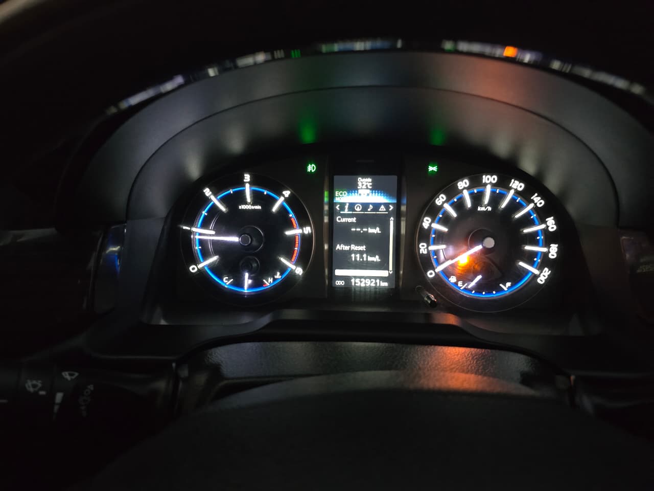 Vehicle photo 3