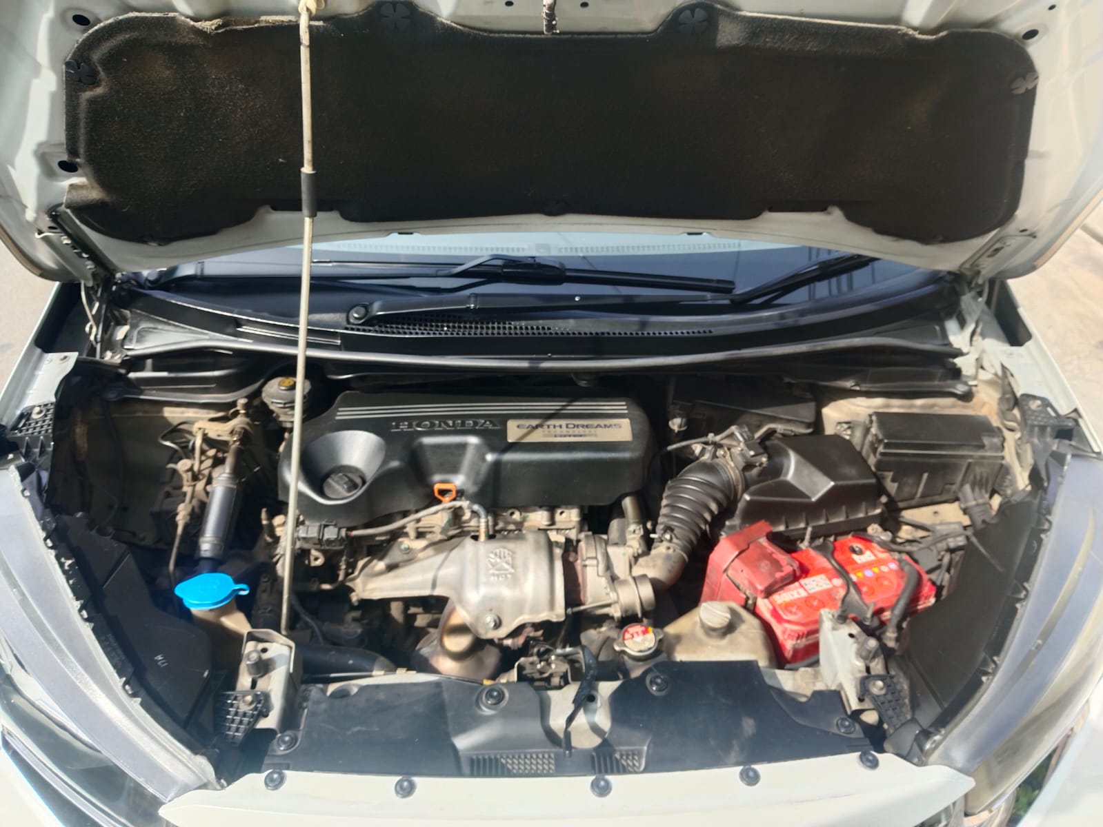 Vehicle photo 7